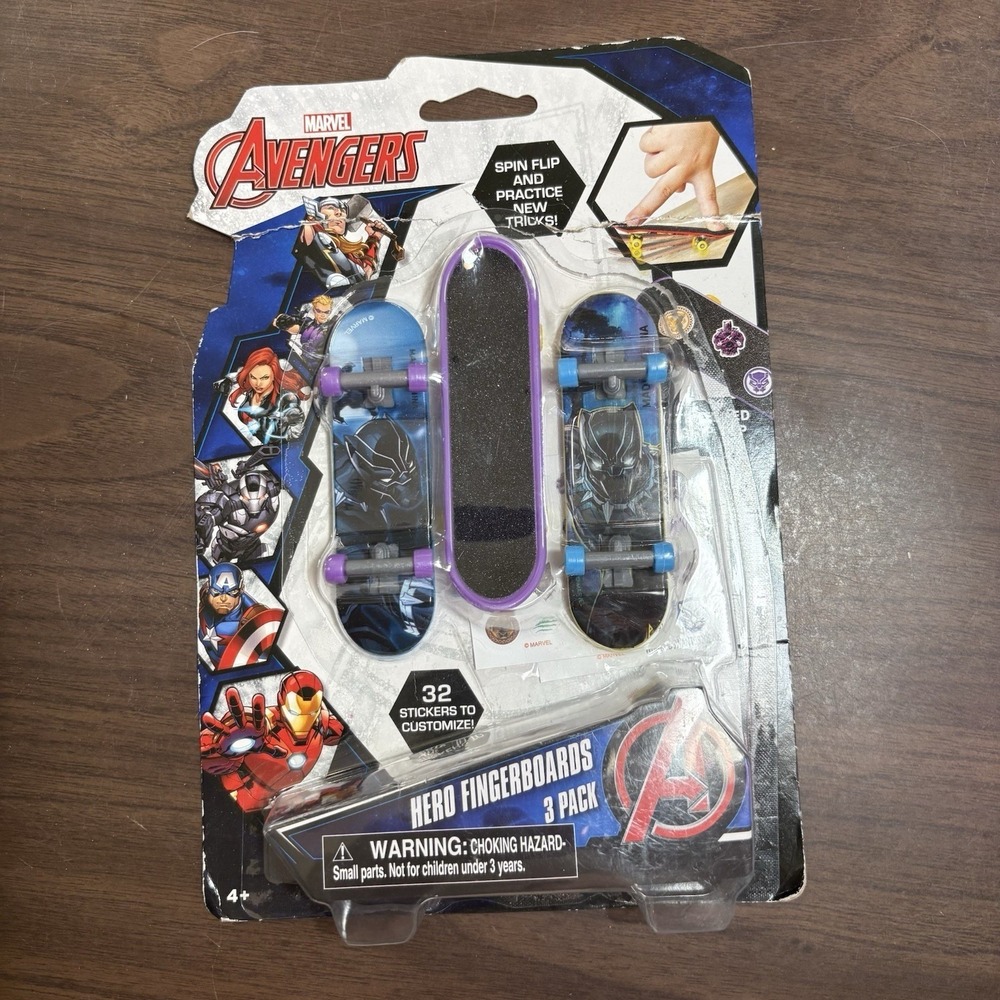 Marvel Avengers‎ Hero Fingerboard 3 Pack & Stickers Super Hero Black Panther